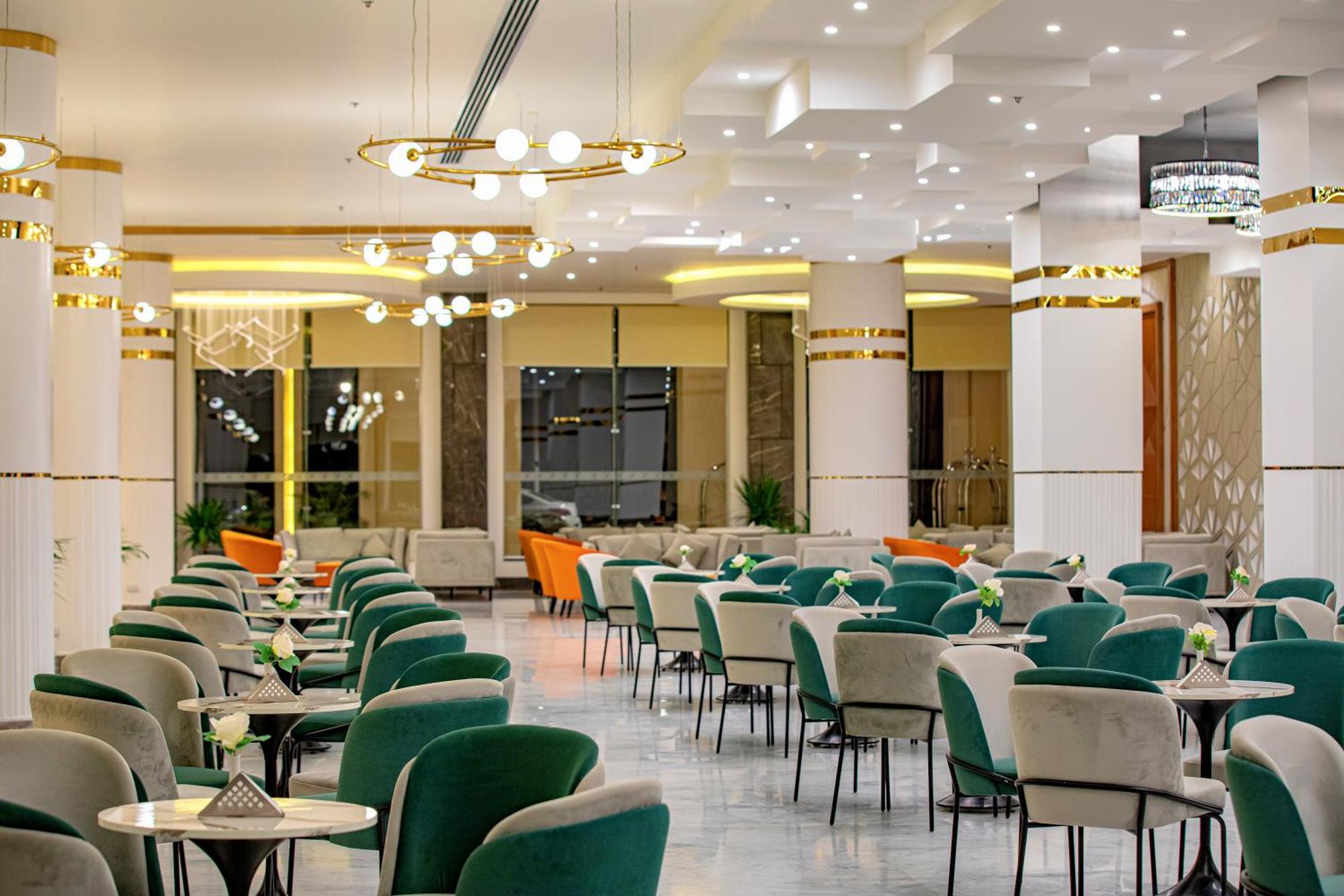 The V Luxury Resort Sahl Hasheesh Hurghada Eksteriør bilde The interior of the restaurant
