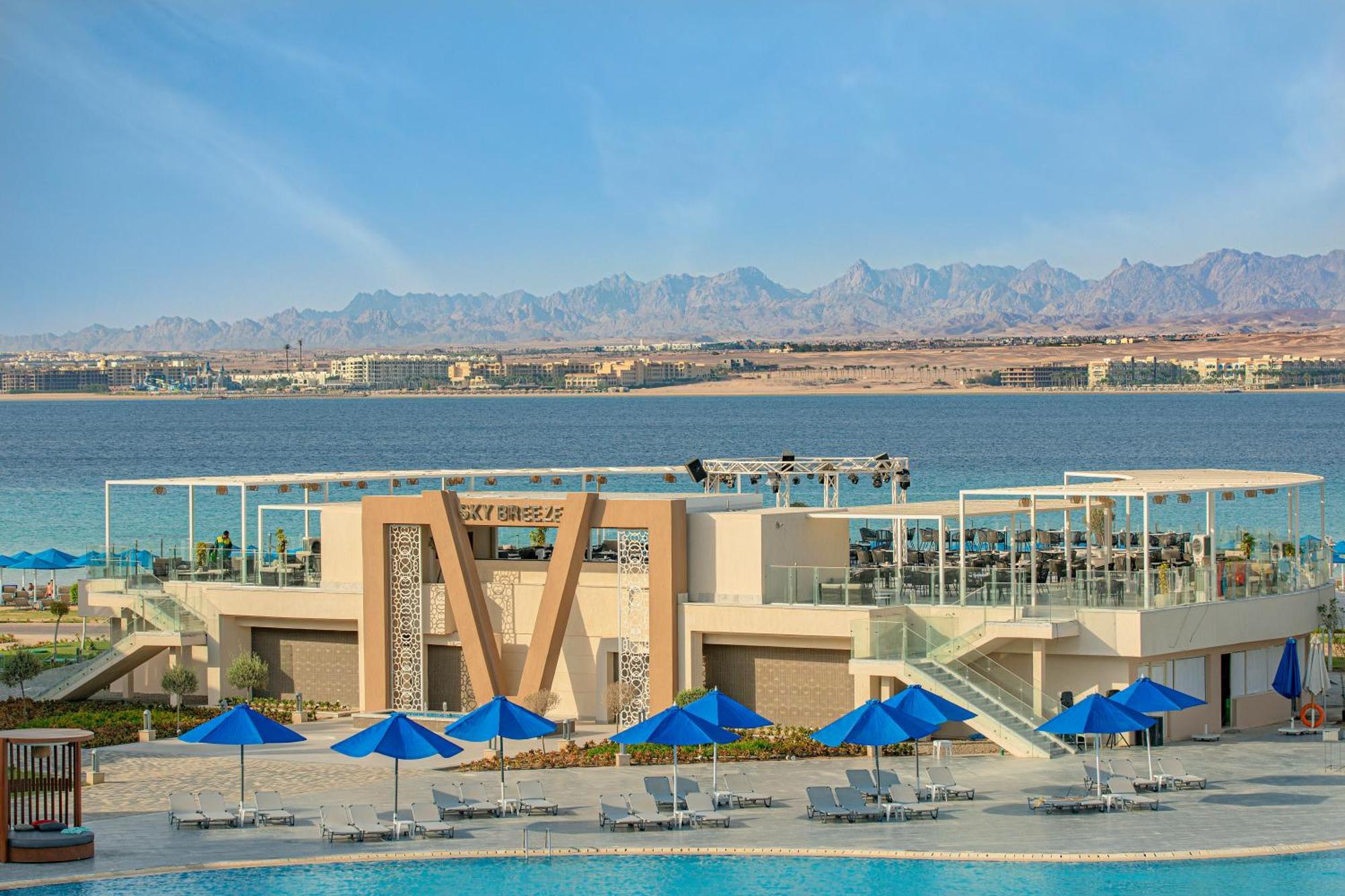 The V Luxury Resort Sahl Hasheesh Hurghada Eksteriør bilde View of the Red Sea from the Hilton Sharm El Sheikh