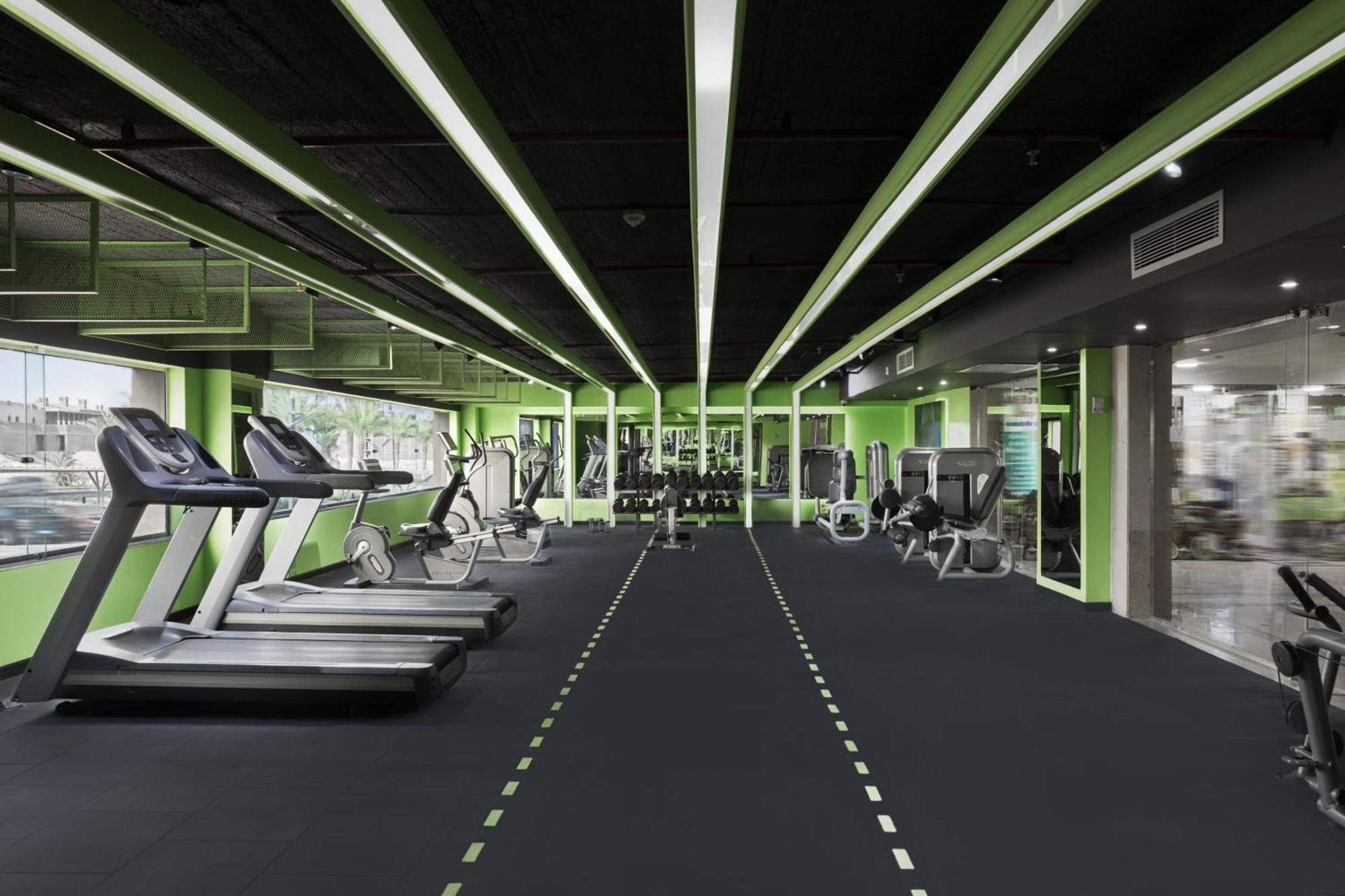 The V Luxury Resort Sahl Hasheesh Hurghada Eksteriør bilde The gym at the headquarters of the company